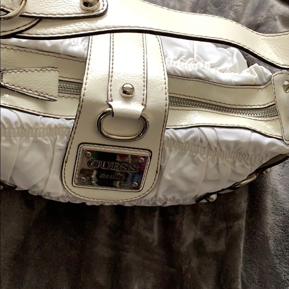 Guess (4) - Picture 5 of 7